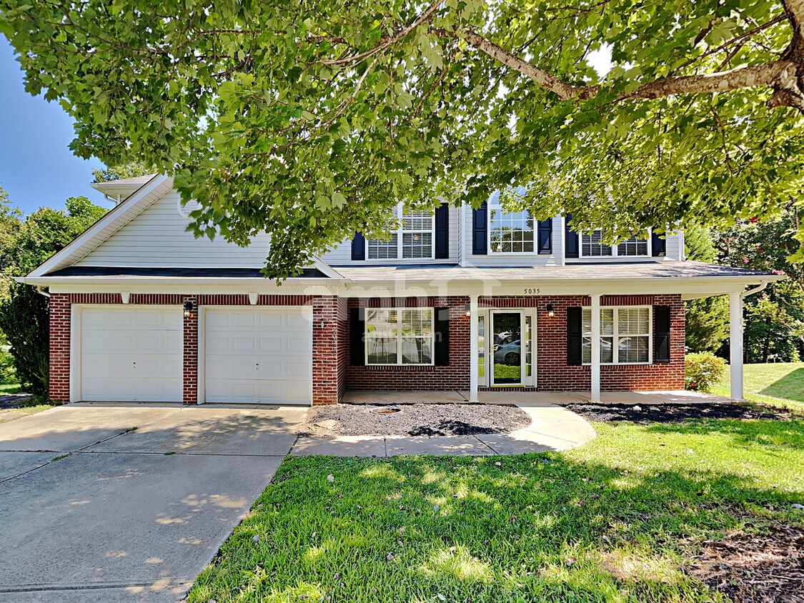Primary Photo - 5035 Wicklow Dr