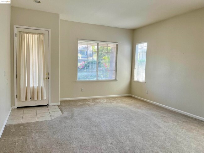 Building Photo - 1231 Exeter Way