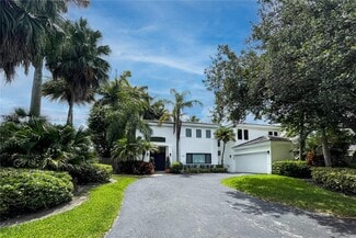 Building Photo - 14950 SW 76th Ct