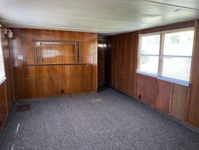 Foto del edificio - Affordable 2-Bedroom/ 1-Bath Mobile Home -...