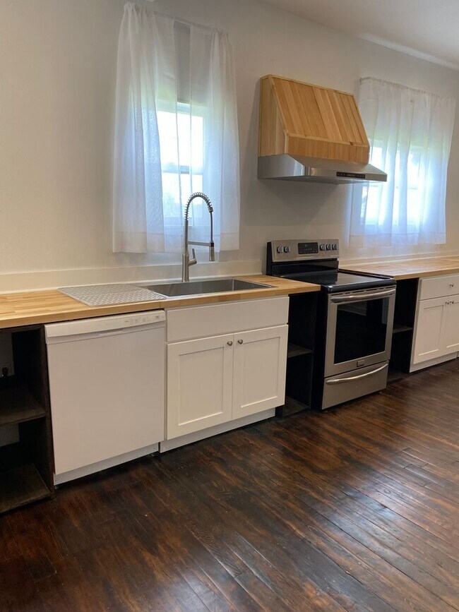Foto del edificio - Newly Remodeled Single Family Home in Reardan, WA! Available Now!