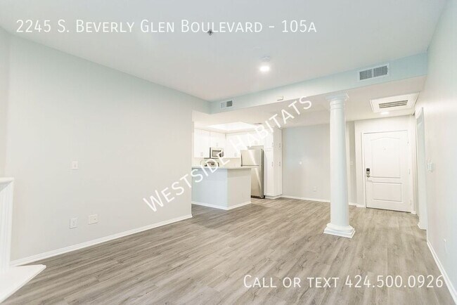 Foto del edificio - 2245 S Beverly Glen Blvd