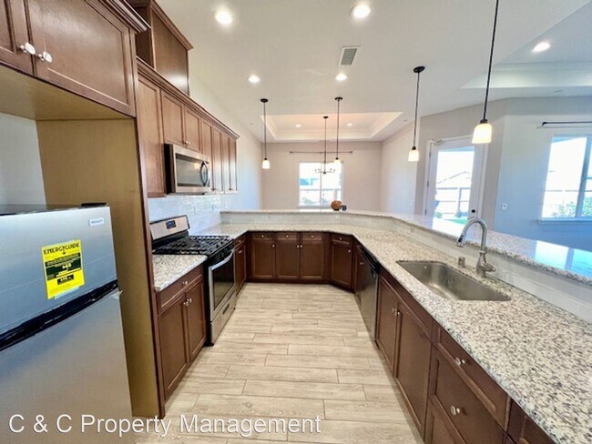 Building Photo - 4 br, 2 bath House - 860 Bent Oak Trl