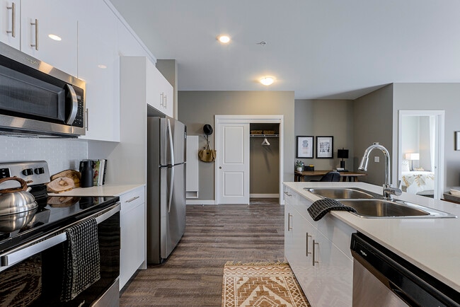 Building Photo - Arthaus