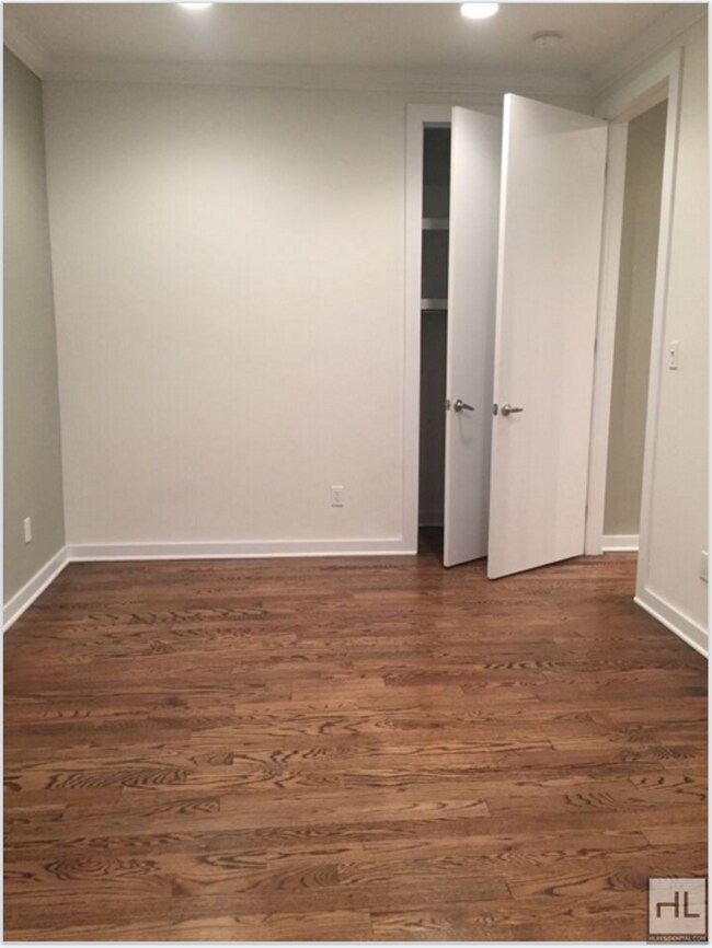 Foto del edificio - EASTERN PARKWAY / Crown Heights 1-Bed 1-Bath
