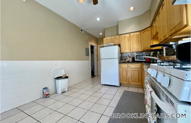 Foto del edificio - 10 Strathmore Rd