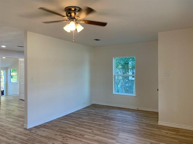 Building Photo - 820 W Crawford St