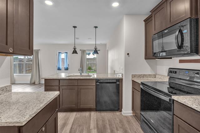 Foto del edificio - 4536 Skipador Dr