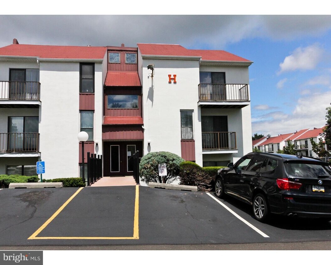 301 Byberry Rd Unit H2, Philadelphia, PA 19116 Condo for Rent in Philadelphia, PA