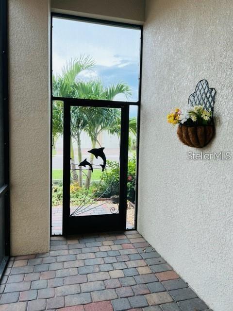 Foto del edificio - 24192 Riverfront Dr