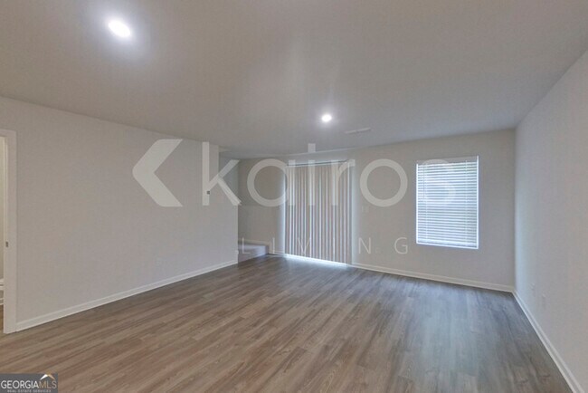 Foto del edificio - 373 Ironwood Ct