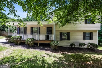 Building Photo - 1255 Bishop's Ln