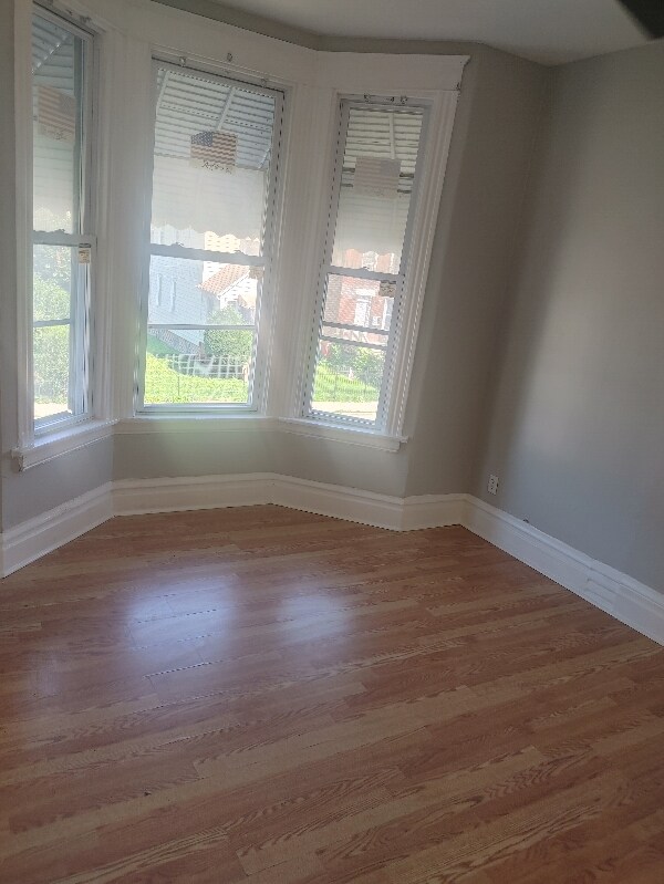 Foto del edificio - 6840 S Green St
