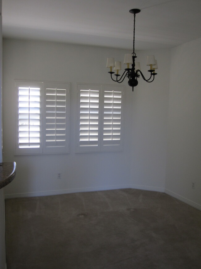 Dining Room - 4400 Cartwright Ave