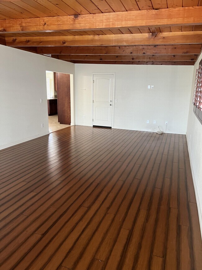Building Photo - 2683 Caulfield Dr