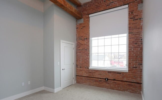 Interior Photo - Oak Knitting Mill