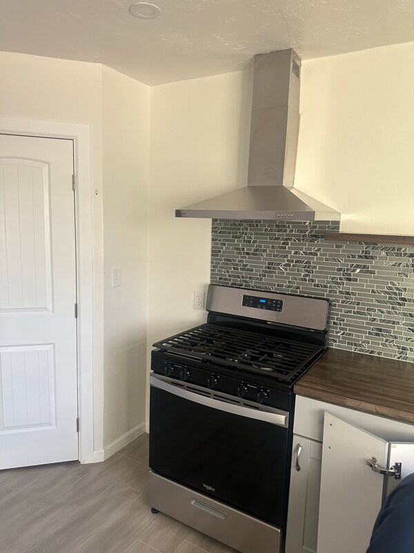 Foto del edificio - 462 E 31st St