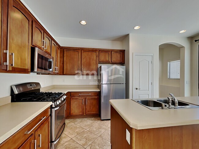 Foto del edificio - 14584 W Maui Ln