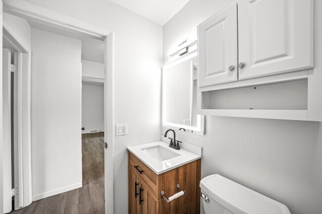 Foto del edificio - 4707 Fishcreek Rd