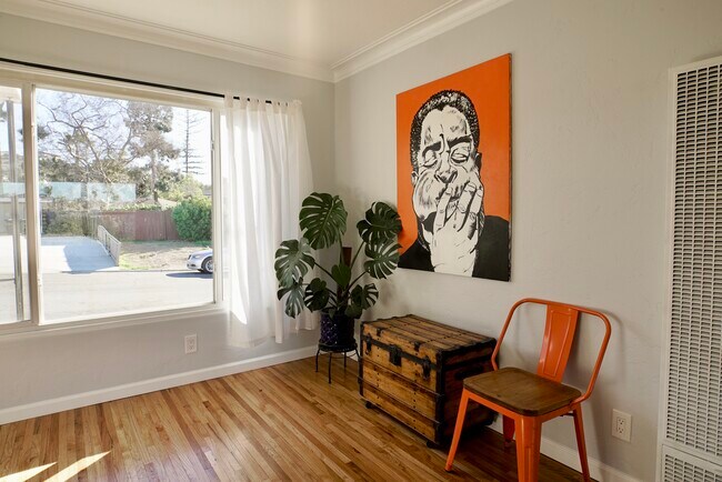 Foto del edificio - 4250 Blackton Dr