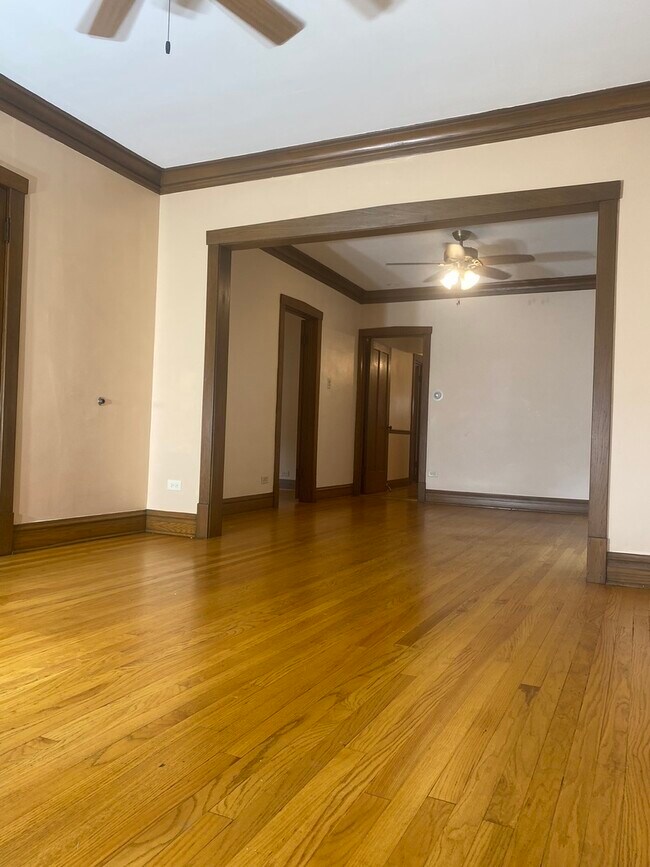 Foto del edificio - 3904 N Nottingham Ave