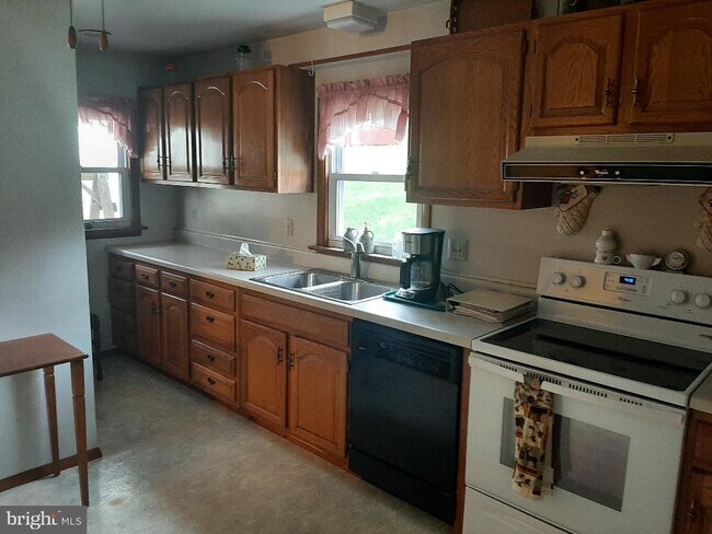 Foto del edificio - 5943 Erly Rd