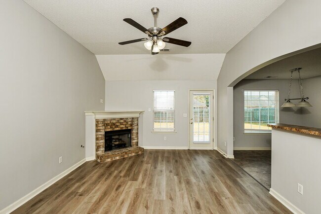 Building Photo - 10221 Adikson Dr