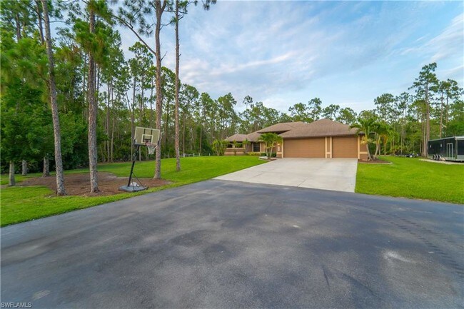 Foto del edificio - 24609 Amarillo Dr