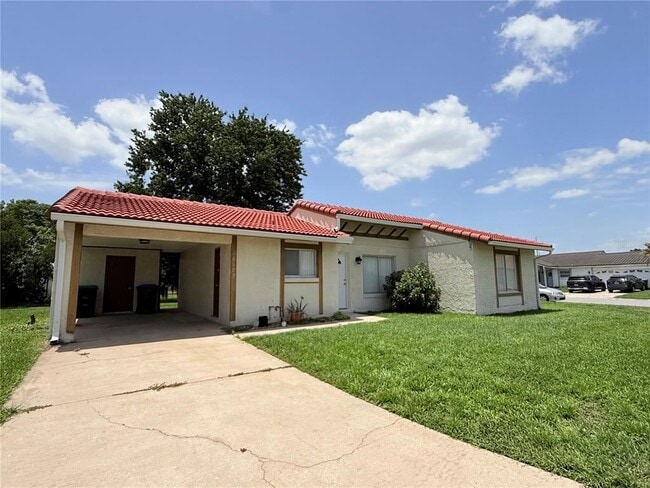 Foto del edificio - 10122 Mason Dixon Cir