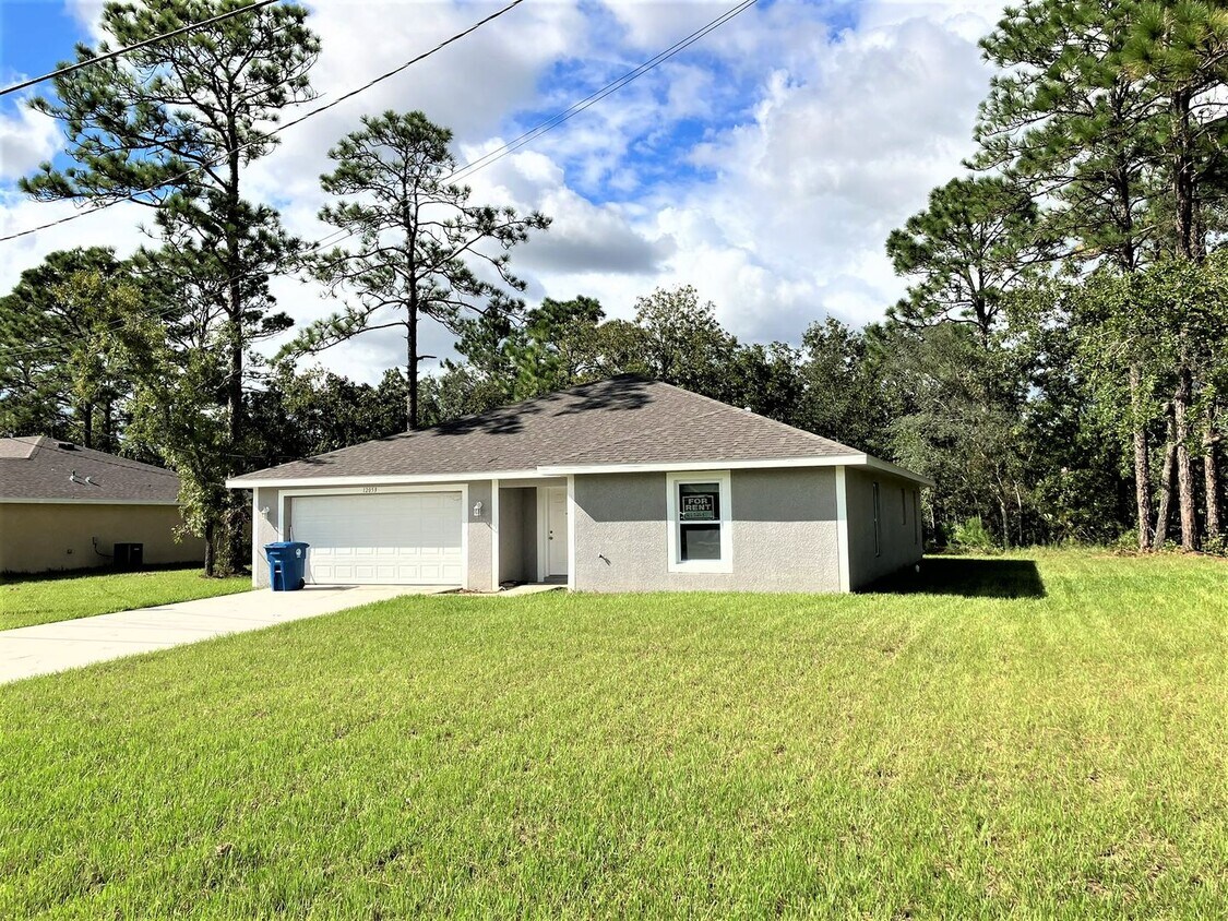 Primary Photo - BEAUTIFUL! 2000 sq ft 3BR/2BA Home For Rent!