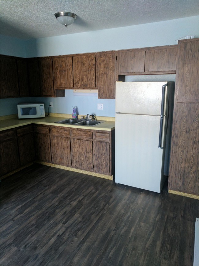 Building Photo - 108 Hager Ave
