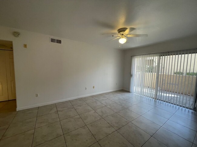 Foto del edificio - Ikon Hayfield I Bedroom 1 Bath (Gilbert Rd...