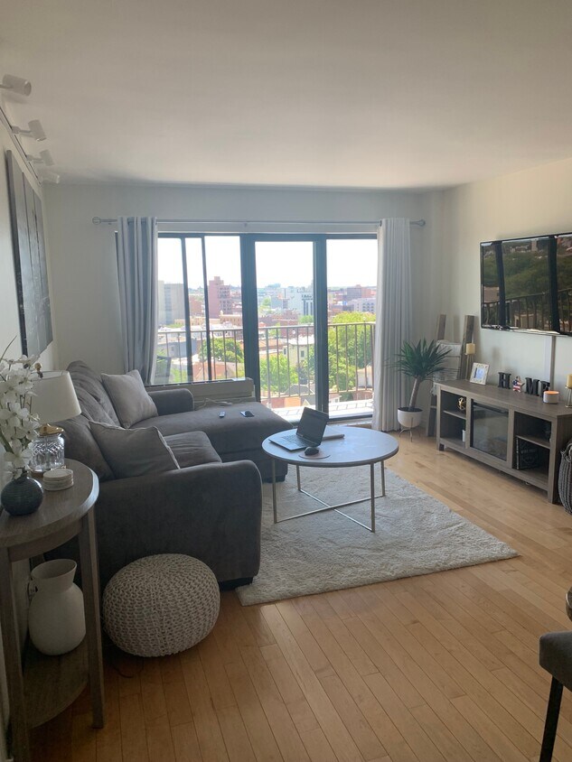 Foto principal - 2540-40 Shore Blvd