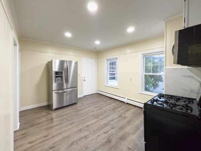 Foto del edificio - 98 Farnham St