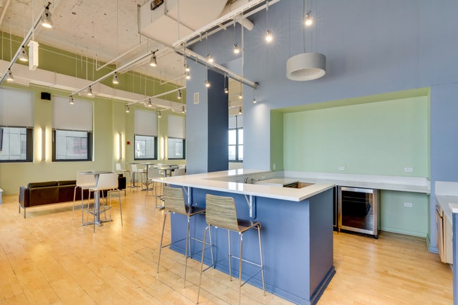 Building Photo - The Buckingham Student Living