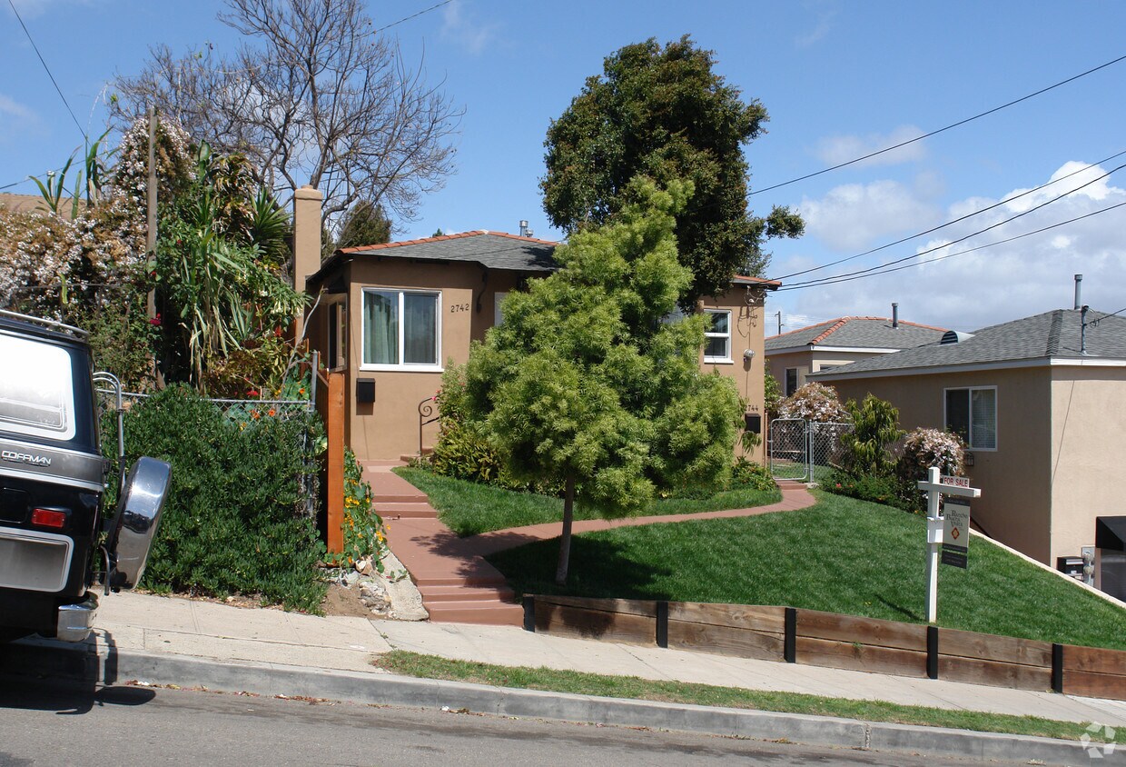 27422750 Treat St, San Diego, CA 92102 27422750 Treat St San Diego