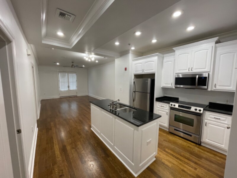 445 Providence Main St NW Unit 207, Huntsville, AL 35806 Condo for