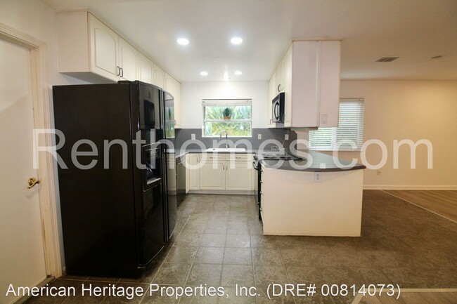 Building Photo - 3 br, 2 bath House - 13828 Otis Place