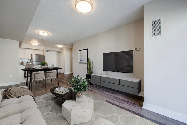 Building Photo - Forest Suites