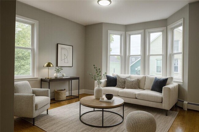 Foto del edificio - 50 E Transit St