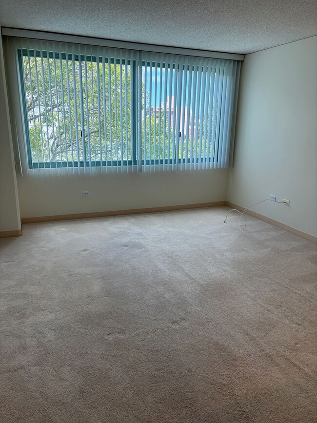 Foto del edificio - One Kalakaua Senior Living - 2/1/1 - $3,86...