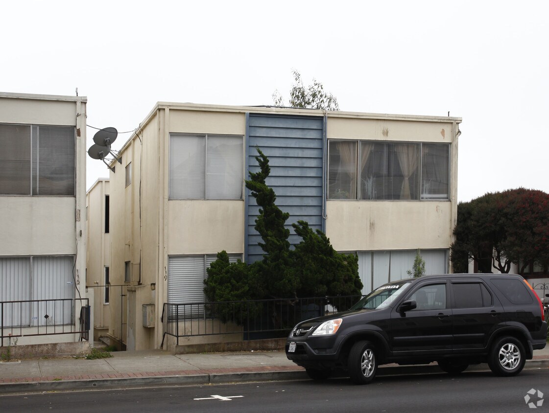 Foto del edificio - 119 School St