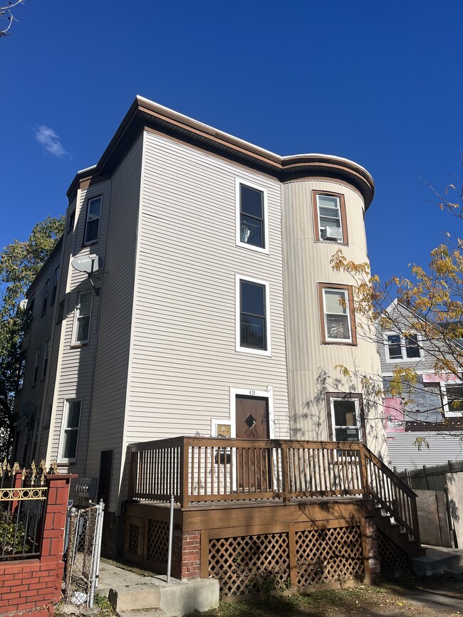 Foto del edificio - 420 Talbot Ave