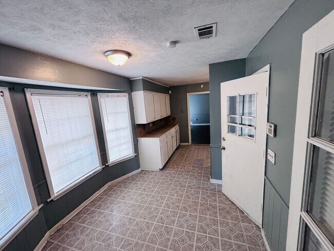 Foto del edificio - 2032 Monaco St