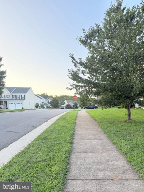 Foto del edificio - 5675 Spriggs Meadow Dr