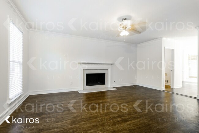 Building Photo - 5201 Camden Lake Parkway NW