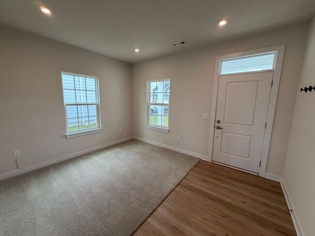 Foto del edificio - Available Now in Smyrna! **4 Bedrooms | 2.5 Bathrooms | Office/Flex Room | 2-Car Garage**