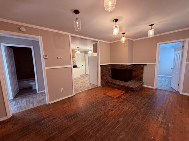 Foto del edificio - Lovely 2 Bedroom / 1 Bath for Rent - Section 8 Welcome