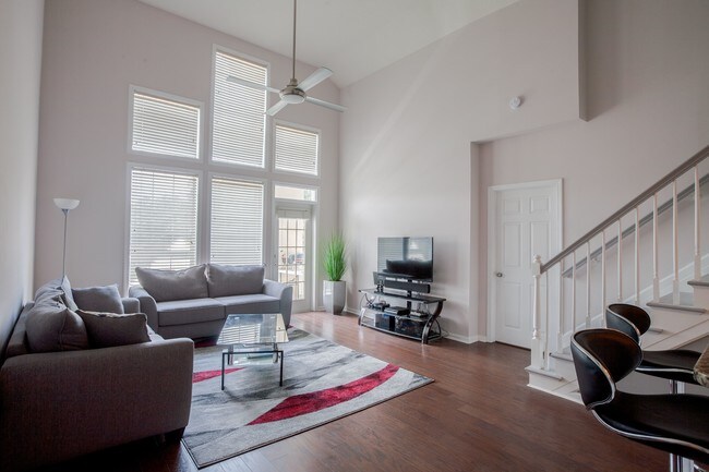 Foto del edificio - 3405 Westchester Ridge NE