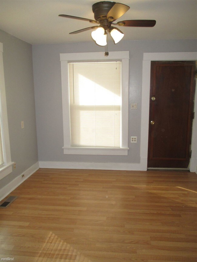 Building Photo - 2 br, 1 bath House - 1022 S Greenwood Ave